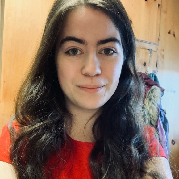 Meet your Posher, Alessandra - Picture 1 of 1